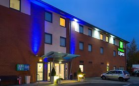 Holiday Inn Express Bedford By Ihg